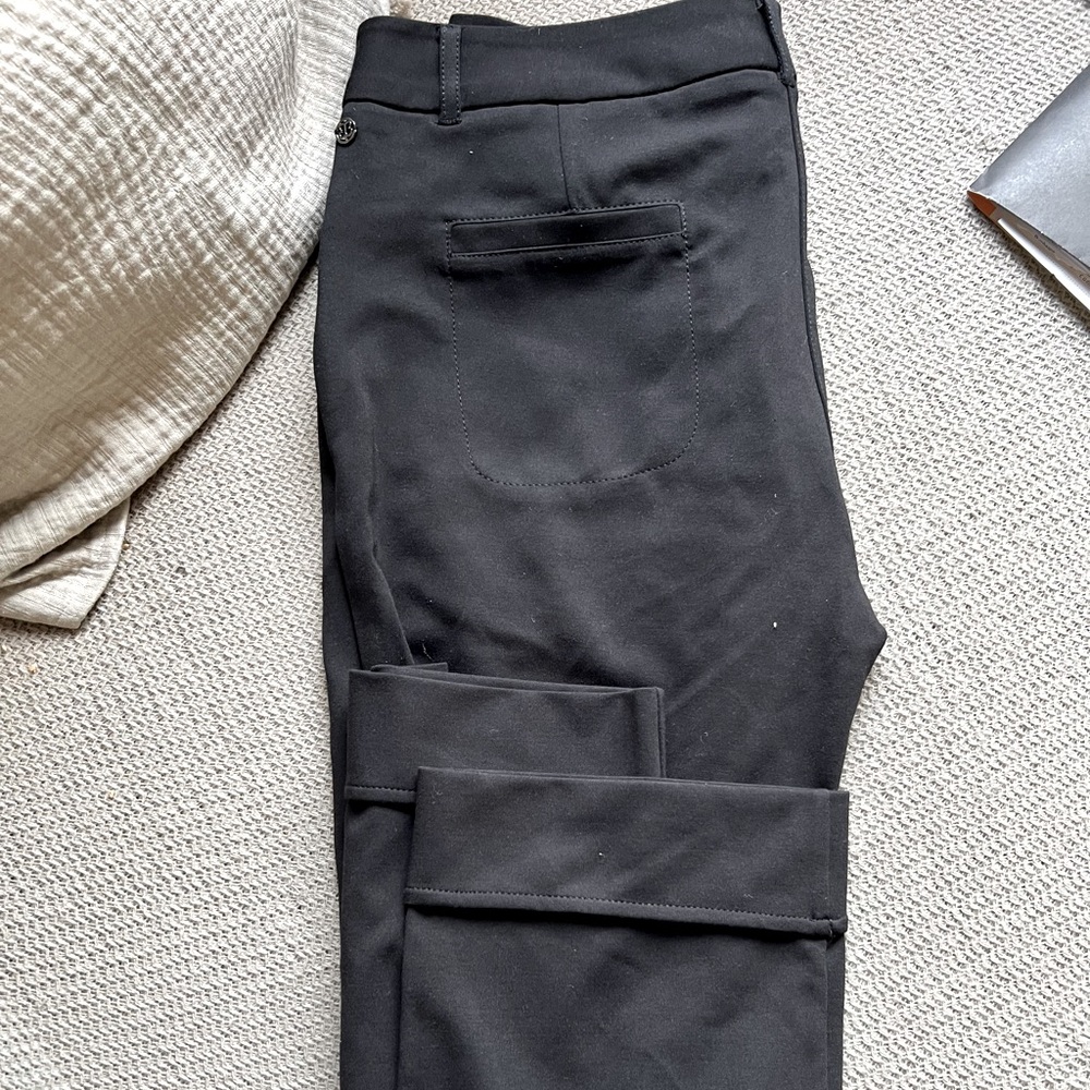 Betabrand Women's Crop Pants Size Large NWOT
